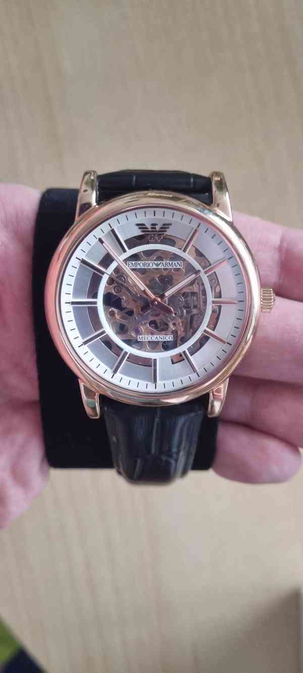 Prodám hodinky Emporio Armani
