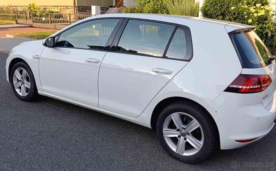 Volkswagen Golf 1,4   VII. - foto 2