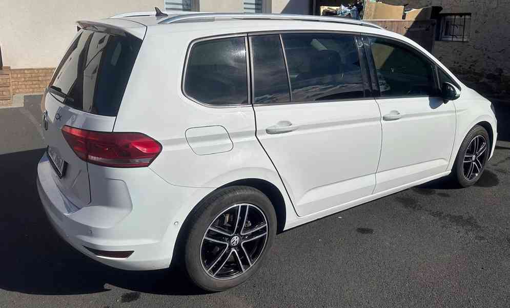 Volkswagen Touran, 1,6 TDI manuál, 3/2018, 180 000 km - foto 2