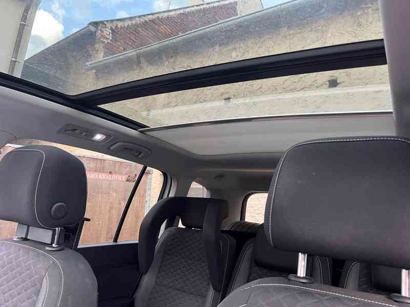 Volkswagen Touran, 1,6 TDI manuál, 3/2018, 180 000 km - foto 3