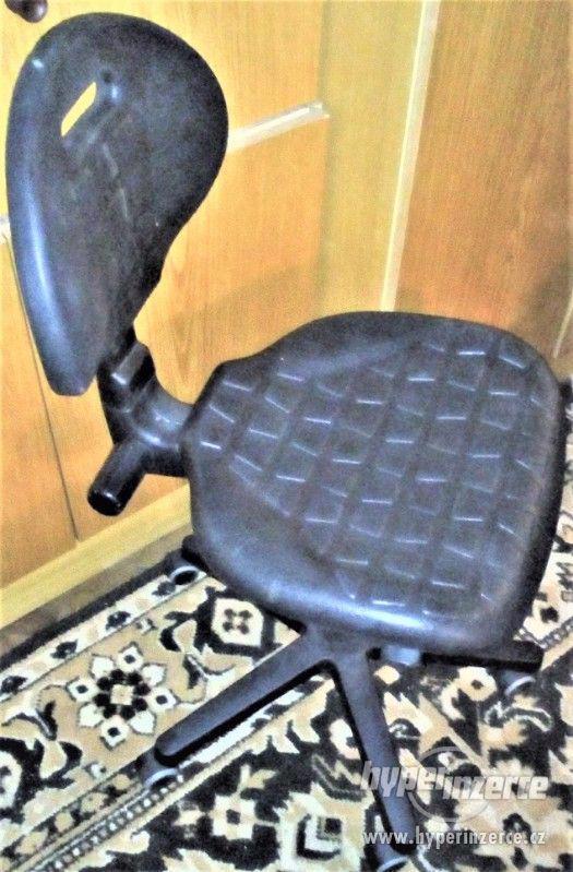 Kancelářské židle 2ks  LEVNĚ  a jiné věci - foto 27