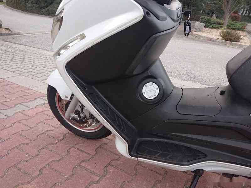Sym GTS 300i Evo 2011 - foto 13