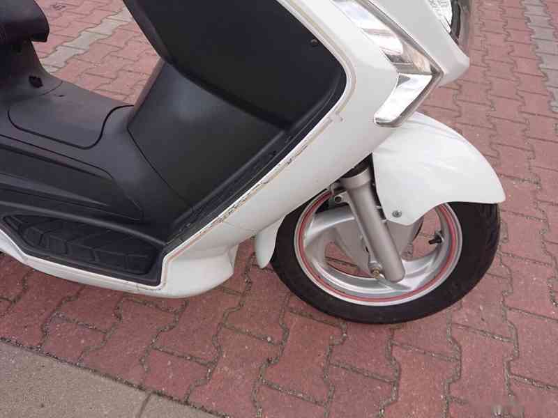 Sym GTS 300i Evo 2011 - foto 10