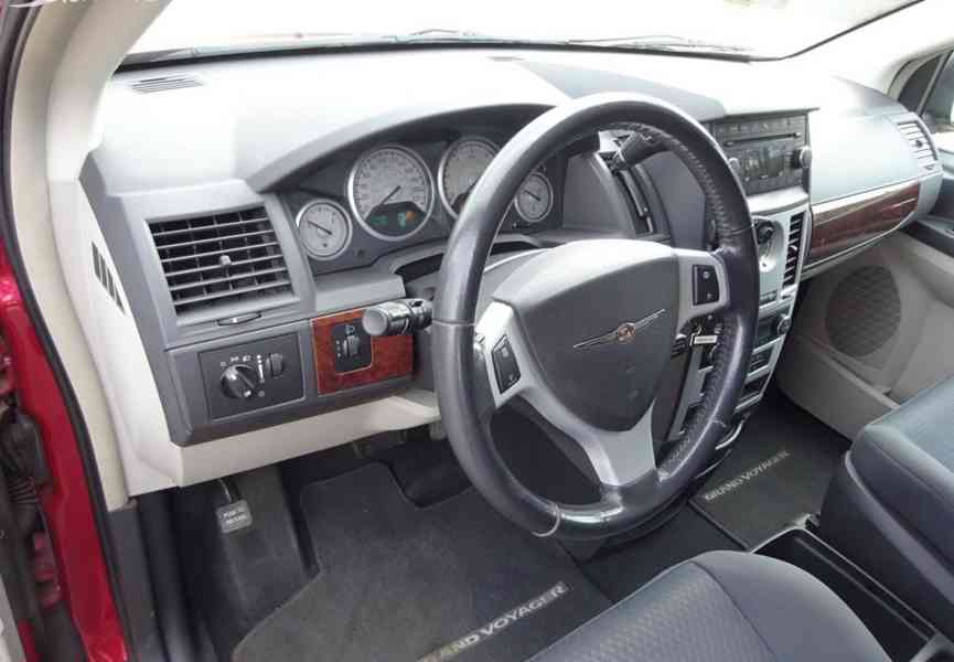 Chrysler Grand Voyager, 2,8CRDi NAVI-7MÍST AUTOMAT - foto 5