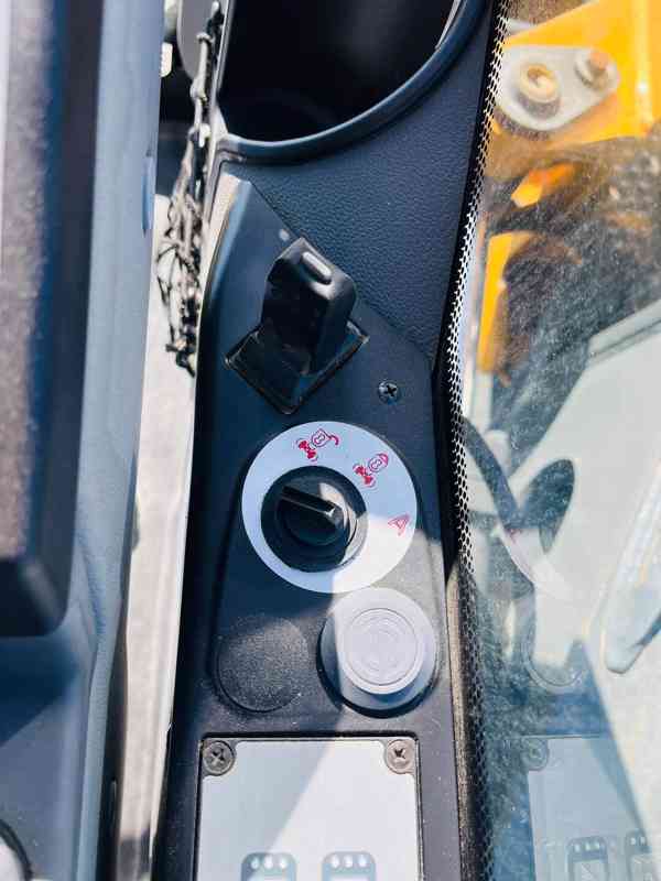 Kolové rypadlo Liebherr A910 (Možnost leasingu) - foto 15