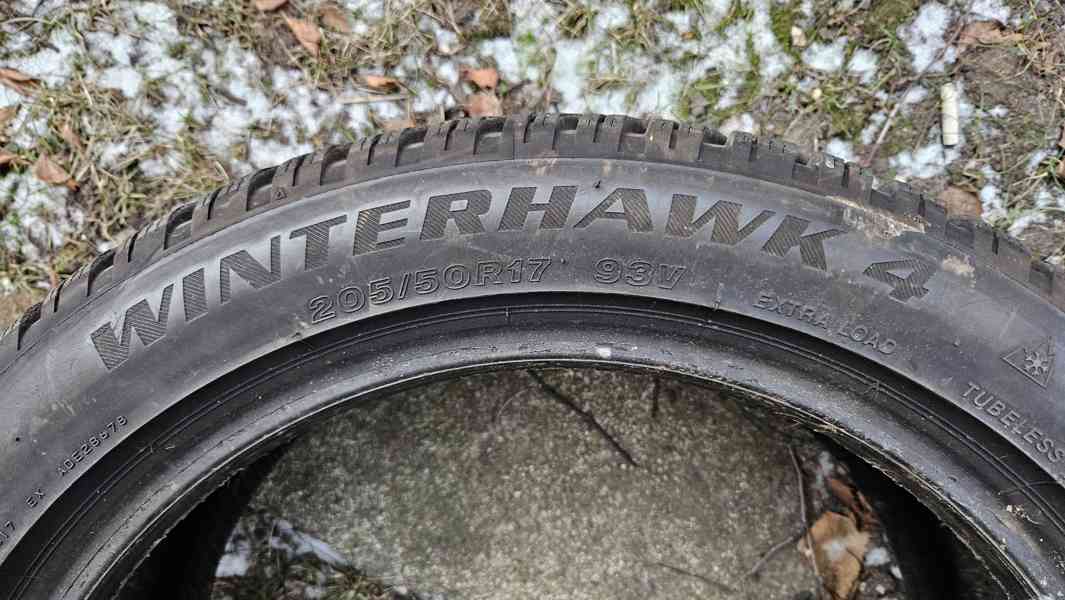 Zimní pneumatiky 205/50 R17 93V - foto 2