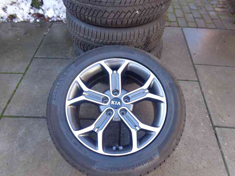 Kia Sportage Hyundai Tucson zimna sada 235/55R18 s new alu - foto 1