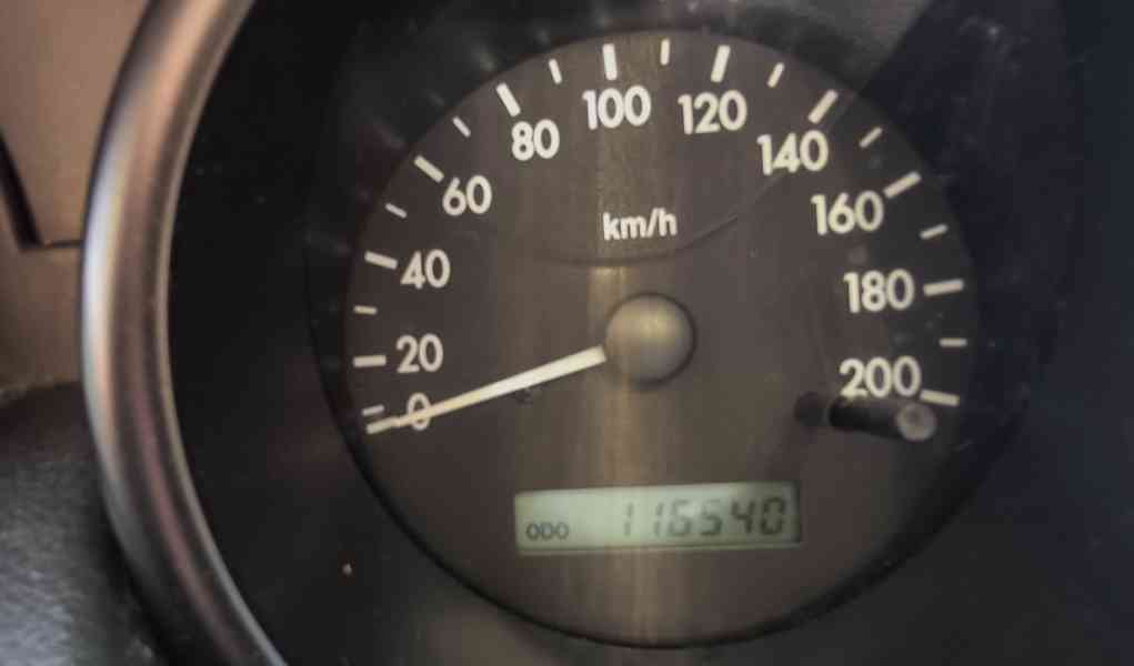 Chevrolet Klas Aveo 1.2, první majitelka, koupeno nové v ČR. - foto 15