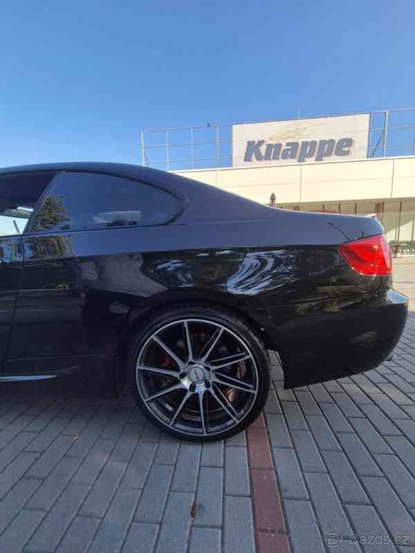 BMW Řada 3 2,0   320d XD coupe - foto 8