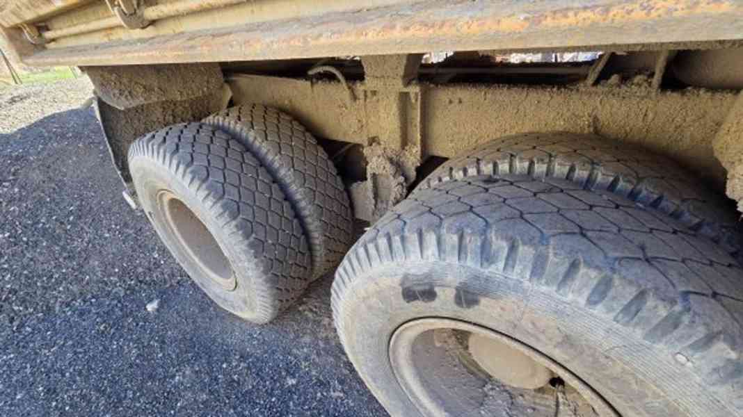 TRAKTOR! 8x8 sklápěč 76t Terrno TATRA - foto 10