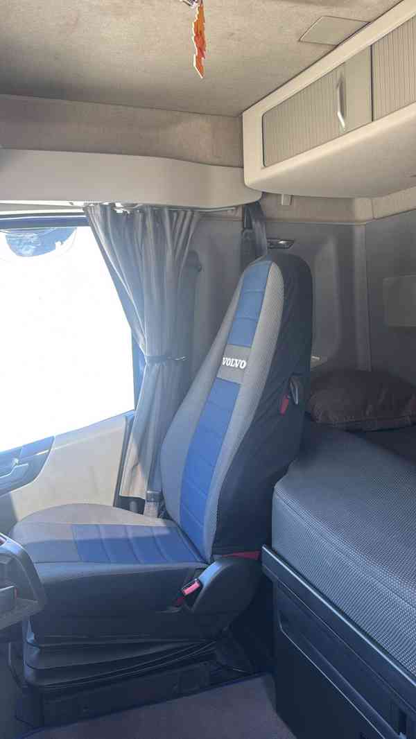 Sklápěč VOLVO FH 500 6x4 se ZVEDACÍ NÁPRAVOU / S3 Bordmatic - foto 18