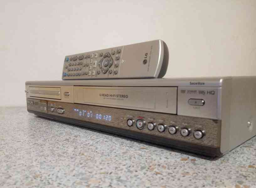 📼>📀VHS-DVD rekordér Philips DVDR3320 - foto 3