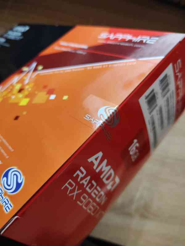 SAPPHIRE PULSE AMD Radeon RX 9060 XT GAMING OC 16G (nová) - foto 5