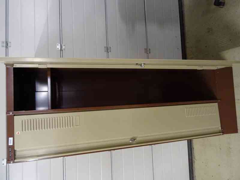 Šatní skříň KOVONA - foto 2