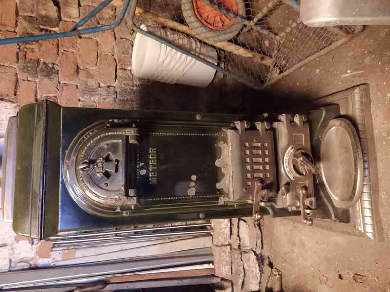 Kamna Meteor - foto 2