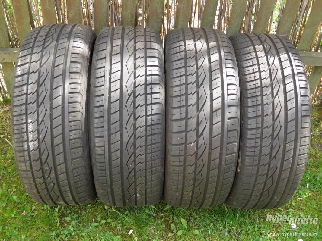 235/55R18 100V continental cross contact uhp 8mm - foto 1