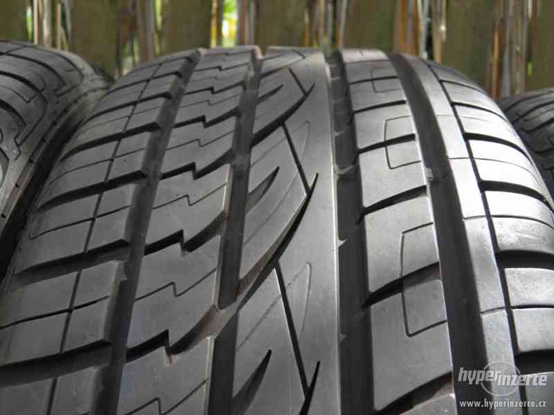 235/55R18 100V continental cross contact uhp 8mm - foto 4