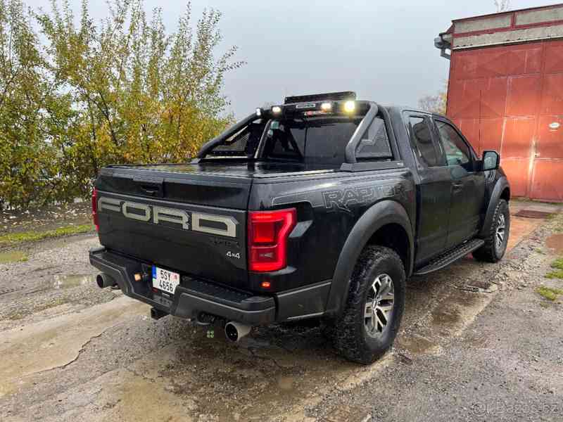 Ford F-150 Raptor - foto 7
