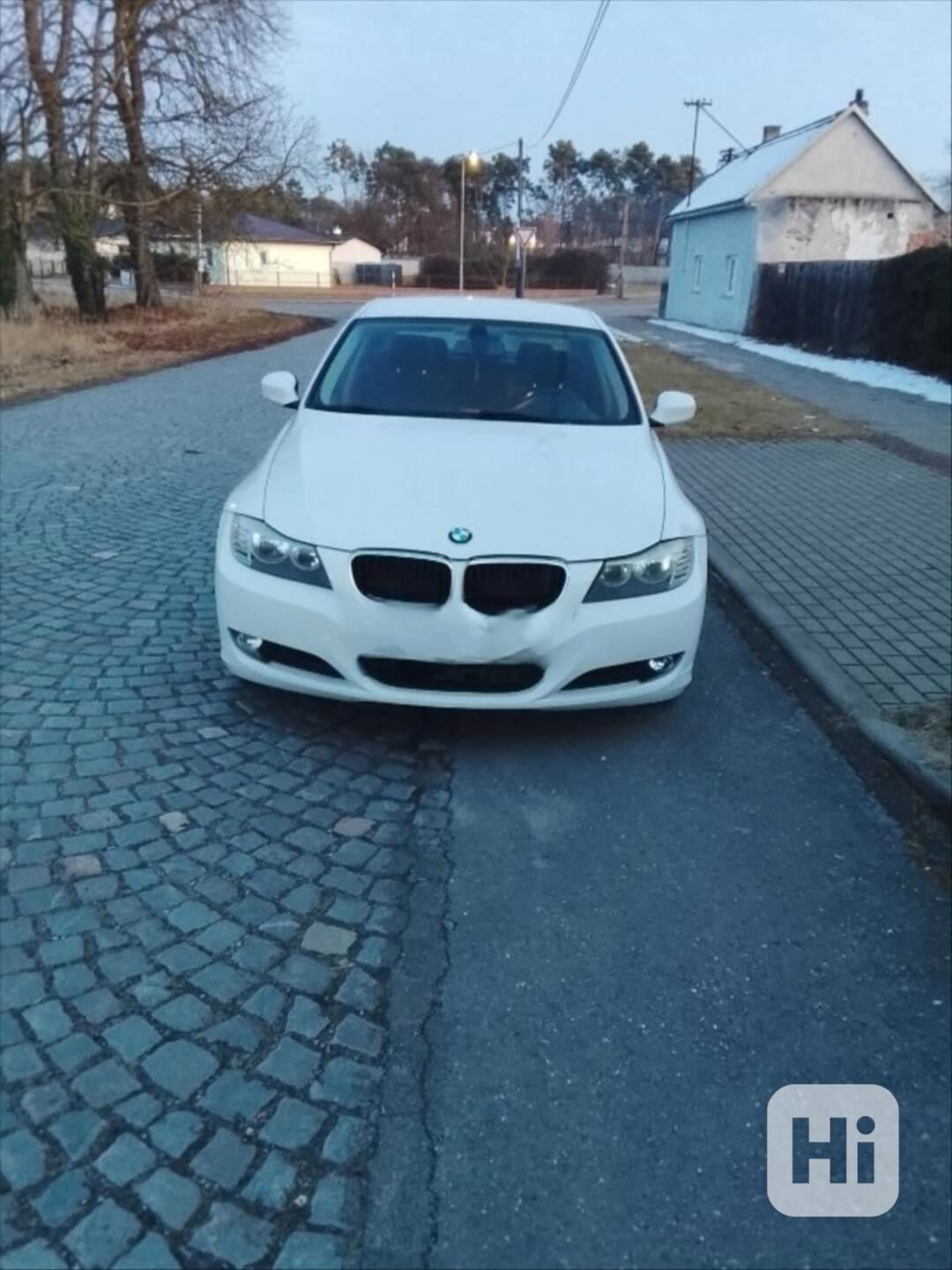 BMW Řada 3 318 D - foto 1