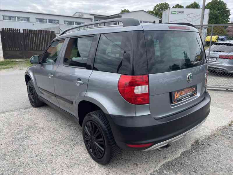 Škoda Yeti 1,2 TSi XENONY,AUT.KLIMA,PDC - foto 4