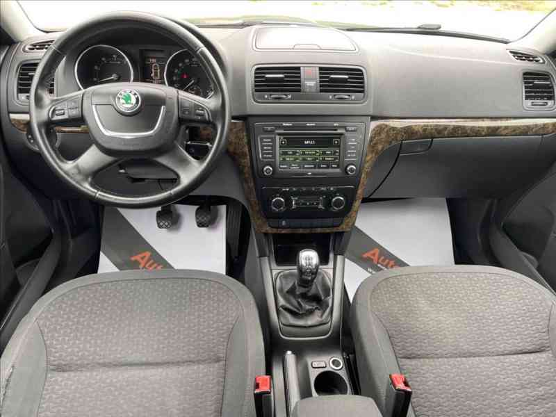 Škoda Yeti 1,2 TSi XENONY,AUT.KLIMA,PDC - foto 7