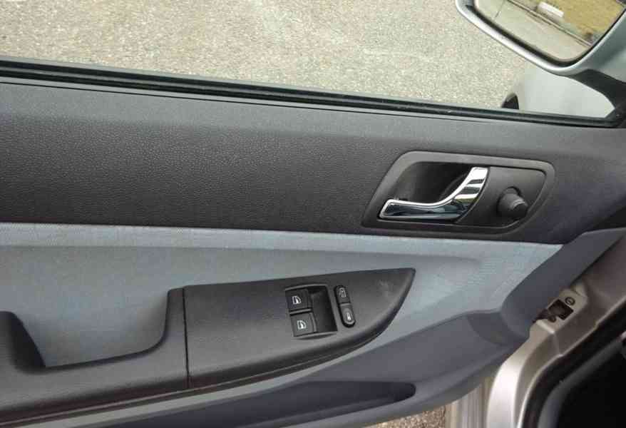 Škoda Fabia 1.9 SDI r.v.2000 (47 KW) stk:10/2027 - foto 6