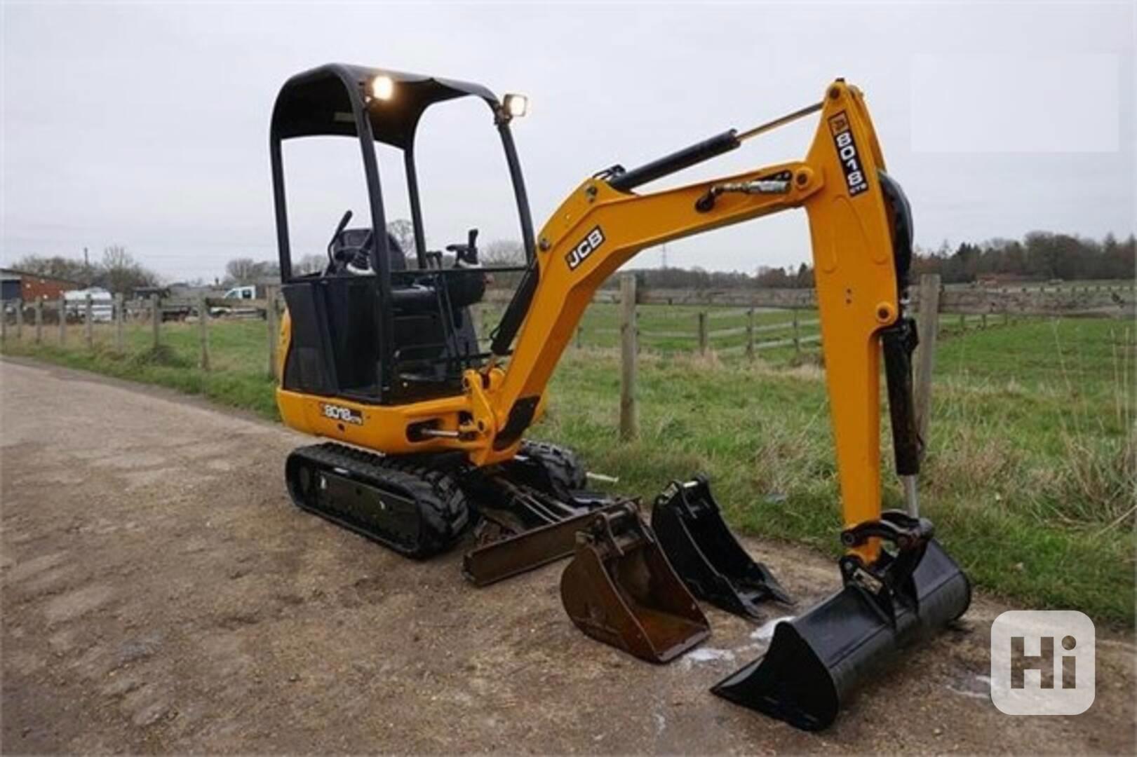 JCB 8.0.1.8 CTS - foto 1