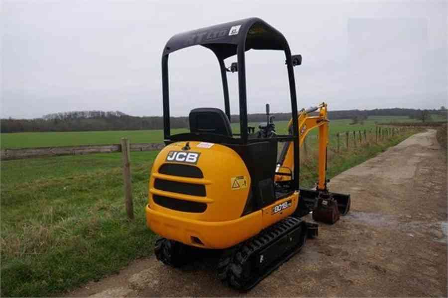 JCB 8.0.1.8 CTS - foto 2