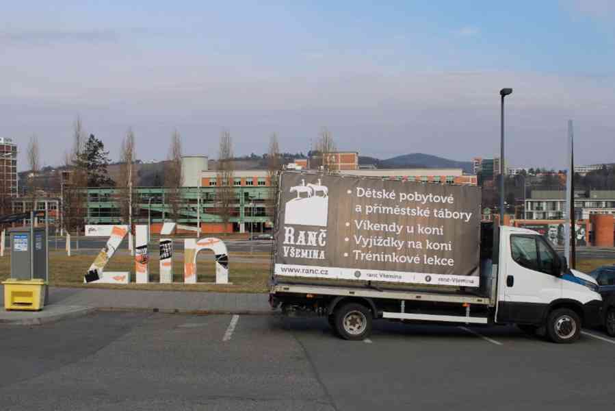 Mobilní billboard Zlín, reklamní plocha k pronájmu - foto 5