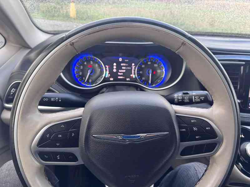 Chrysler Pacifica 3,6 RU Panorama Limited 2020 - foto 18
