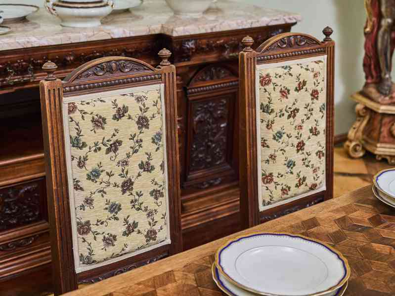 Neorenesanční jídelna ze zámku starožitná a unikátní - foto 15