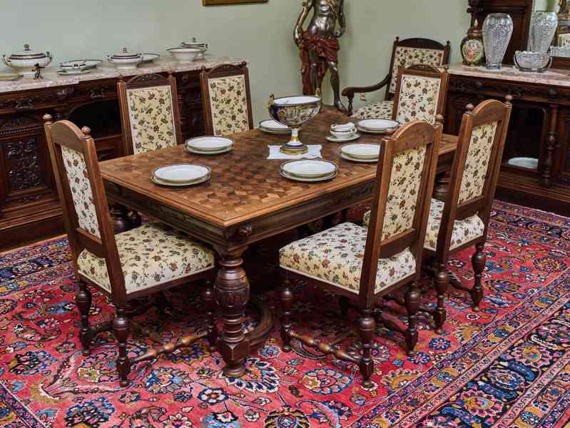 Neorenesanční jídelna ze zámku starožitná a unikátní - foto 2