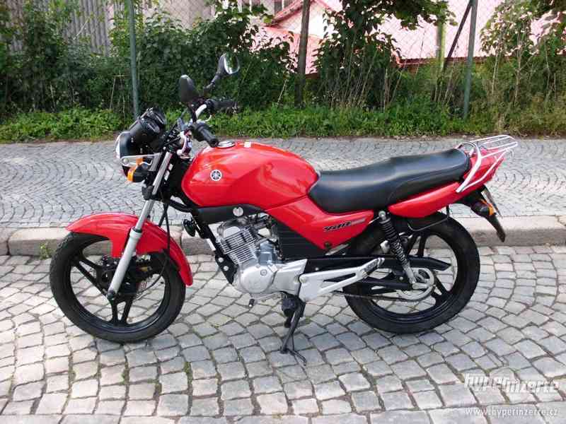 Yamaha YBR 125 - foto 3