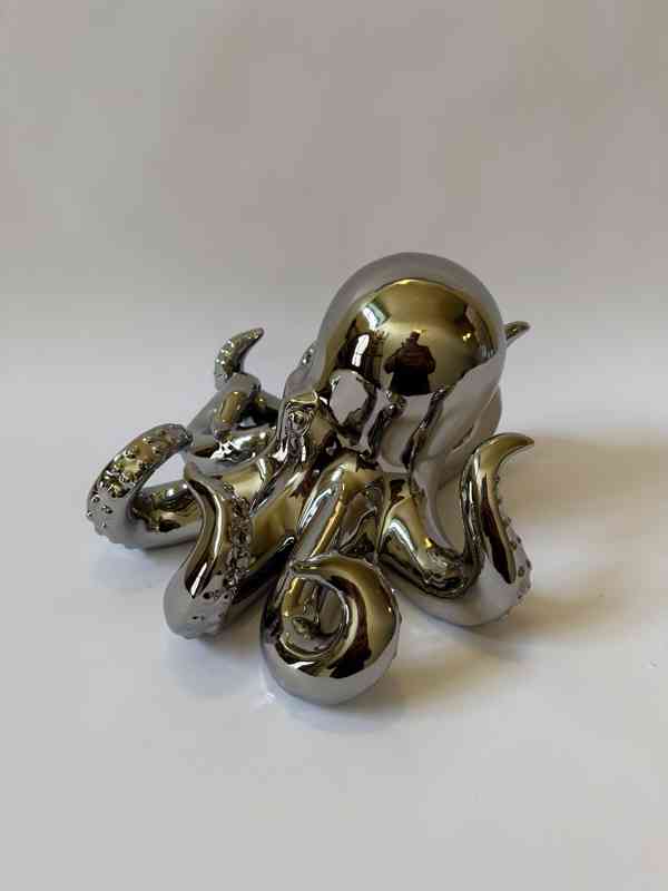 Chobotnice - socha ve stříbrném provedení - foto 3