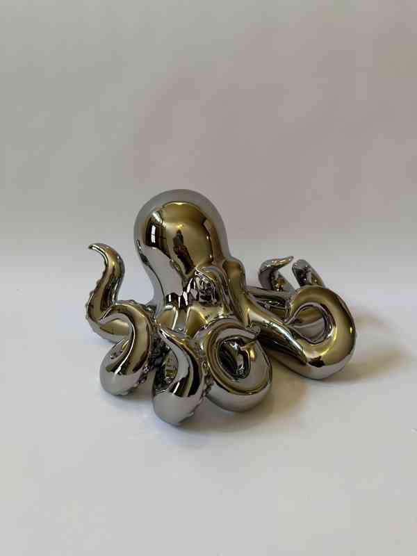 Chobotnice - socha ve stříbrném provedení - foto 1