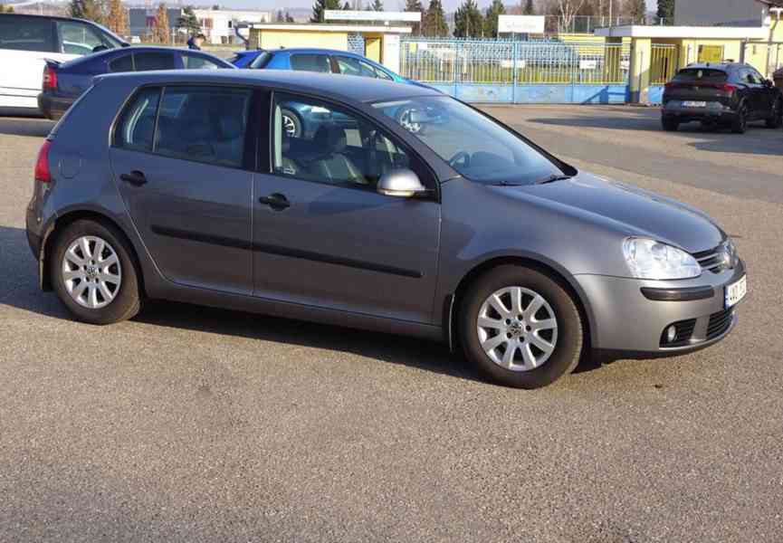 Volkswagen Golf, 1.9 TDI (77 KW) AUTOMAT r.v.-2004 - foto 2