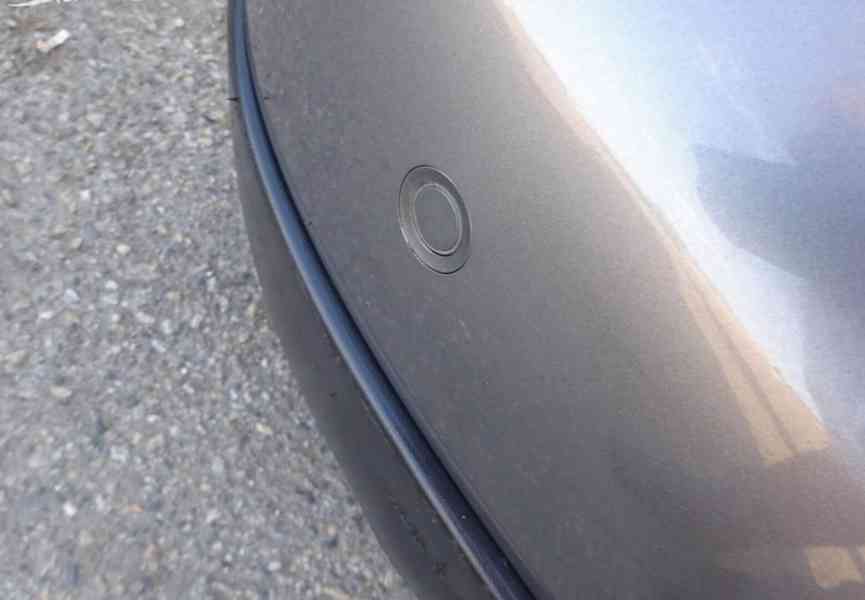 Volkswagen Golf, 1.9 TDI (77 KW) AUTOMAT r.v.-2004 - foto 15