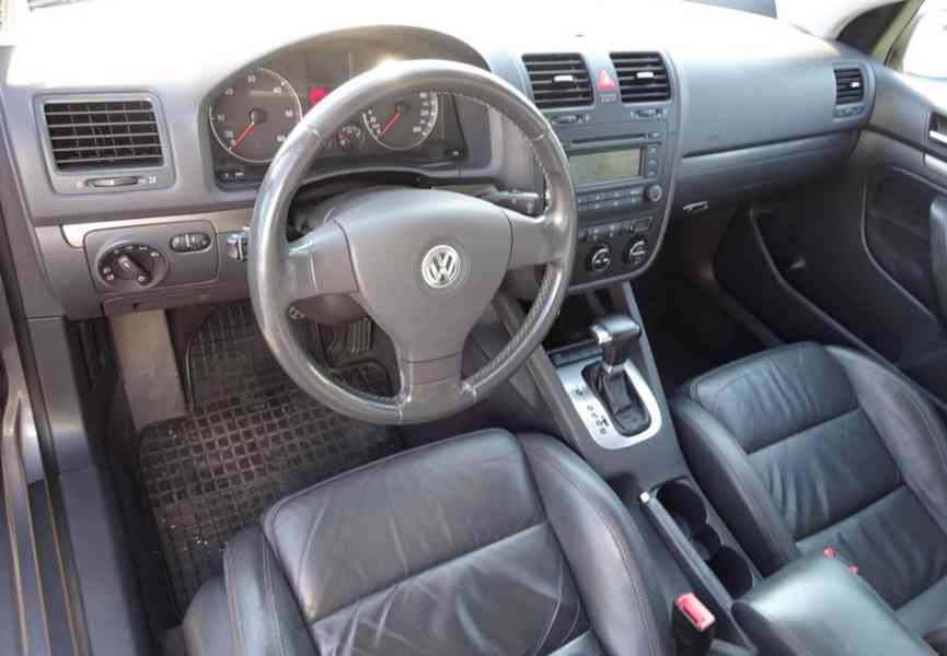 Volkswagen Golf, 1.9 TDI (77 KW) AUTOMAT r.v.-2004 - foto 5
