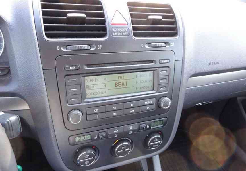 Volkswagen Golf, 1.9 TDI (77 KW) AUTOMAT r.v.-2004 - foto 8