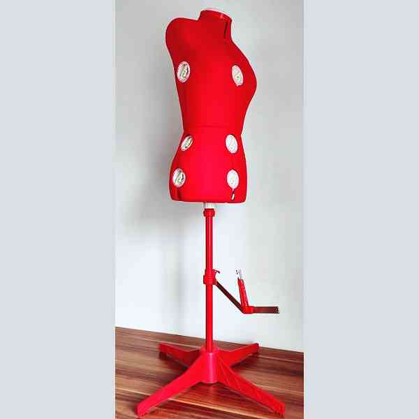 Krejčovská panna figurína nastavitelná SINGER S/M - foto 2