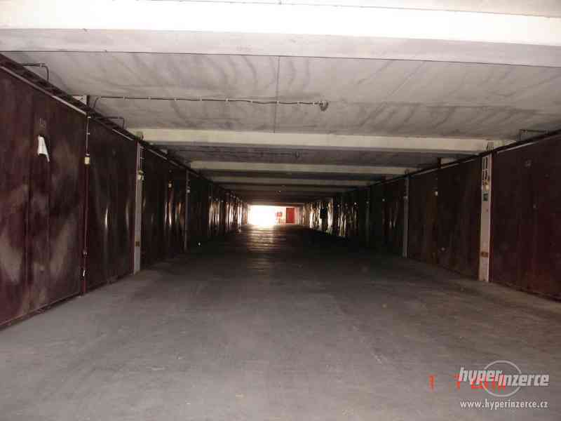 Prodej uzavřené garáže - 18 m - foto 5