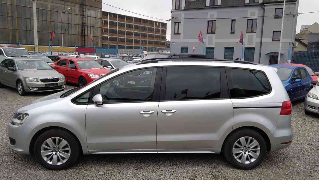 VOLKSWAGEN Sharan 2,0TDI  Comfortline Panorama - foto 4