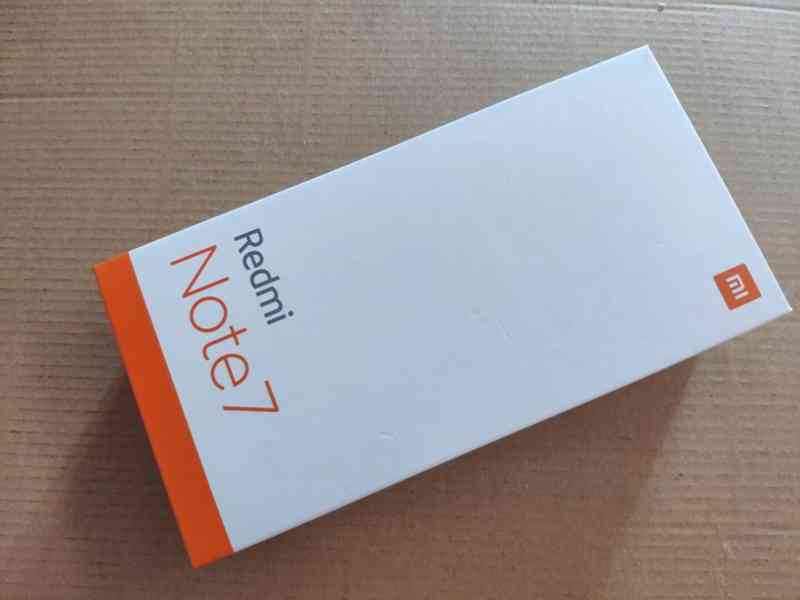 Smartphone Xiaomi Redmi 7 Dual SIM Blue 64 GB  - foto 7