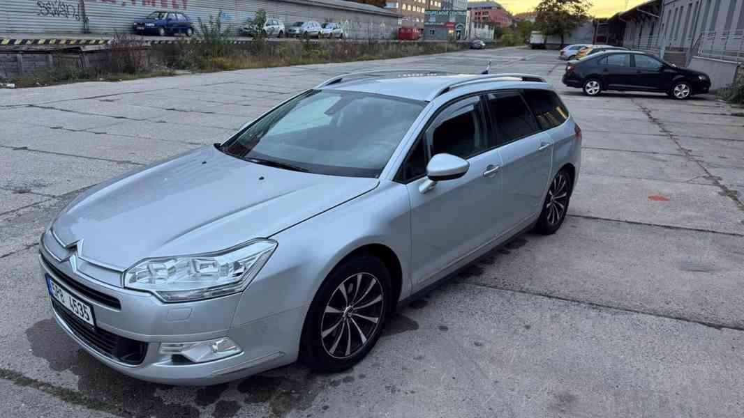 Citroën C5 2.0 HDI 16V FAP Exclusive Tourer - foto 12