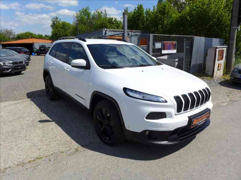 Jeep Cherokee 2,2 M-JET 4X4 NIGHT EAGLE 1.M - foto 2