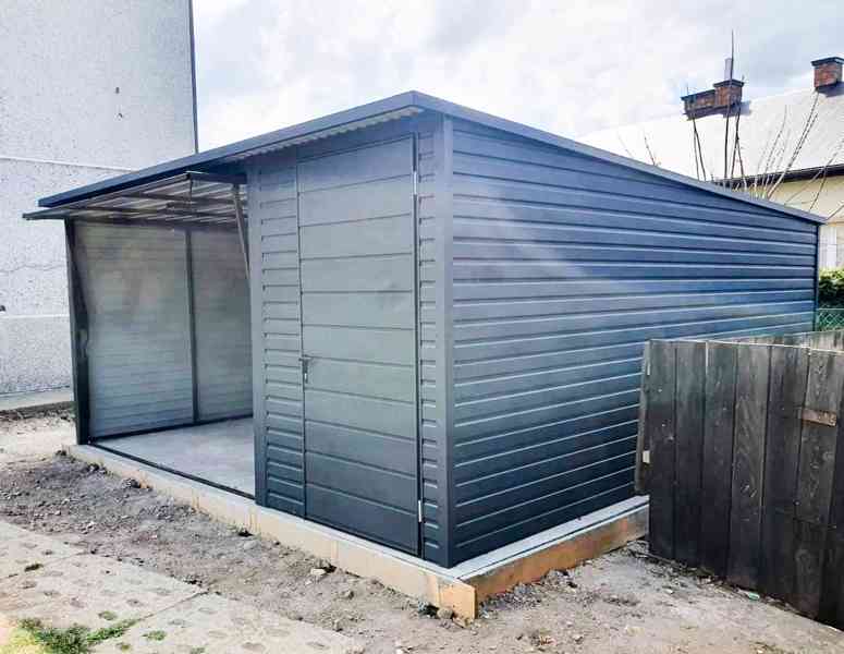 Plechová garáž 4,5m x 6m spád dozadu, vrata antracit TS231 - foto 2