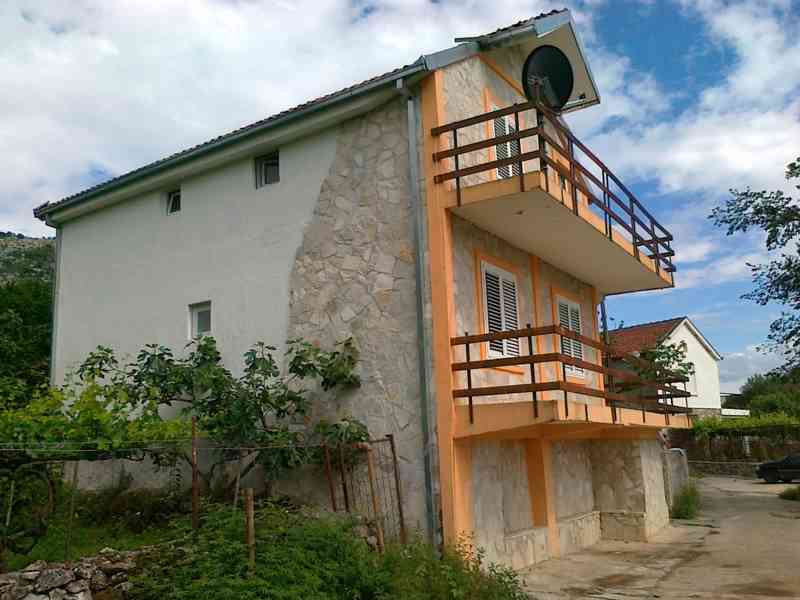 🏡Prodej rodinného domu v Černé Hoře - foto 3