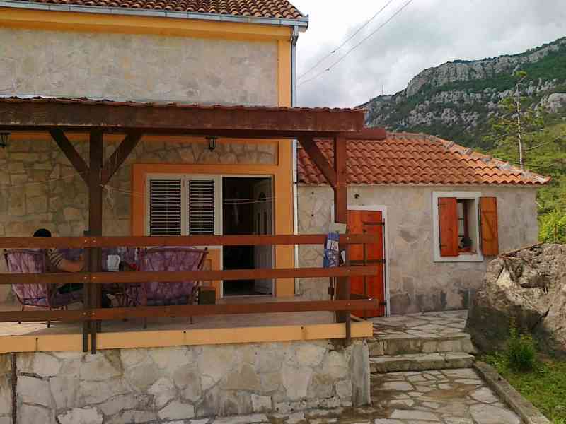 🏡Prodej rodinného domu v Černé Hoře - foto 6