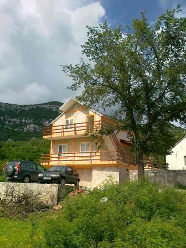 🏡Prodej rodinného domu v Černé Hoře - foto 5