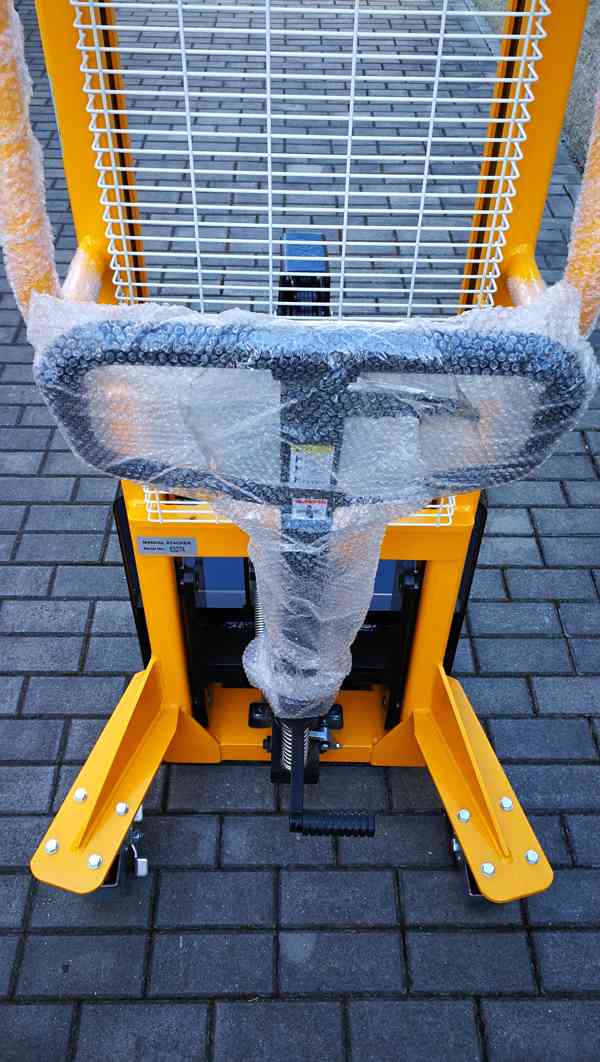 Vysokozdvižný vozík. Zdvih 1200mm. Záruka. - foto 3